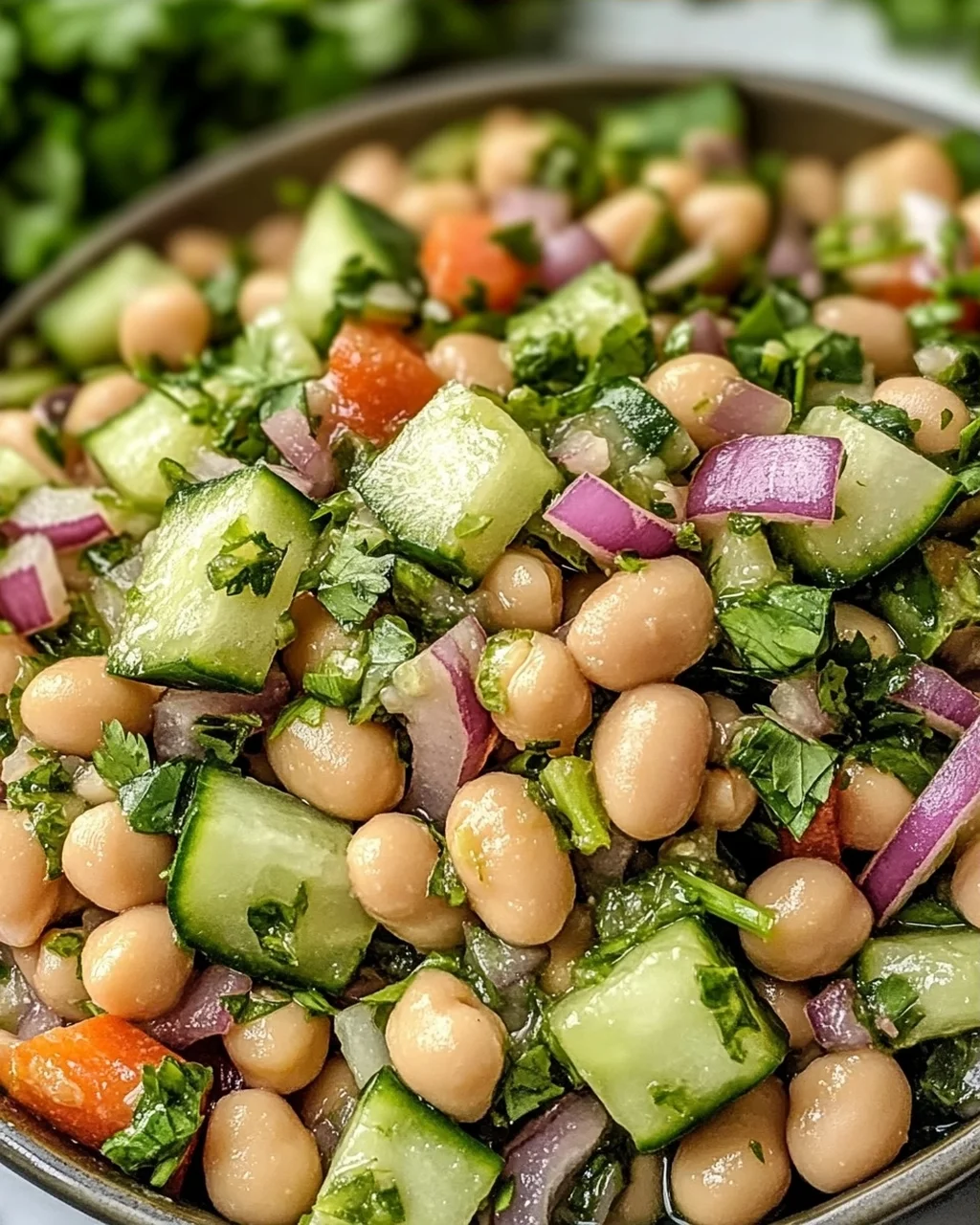 Marinierter Koriander-Limetten-Bohnen-Salat für den Genuss